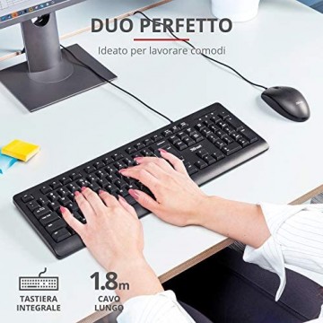 Trust Taro Set Tastatur und Maus mit Kabel USB Layout Italienisch für Windows/Linux (Tasten) Geräuscharm 1 8 m Kabel Design der Tastatur robust für PC/Laptop Schwarz IT